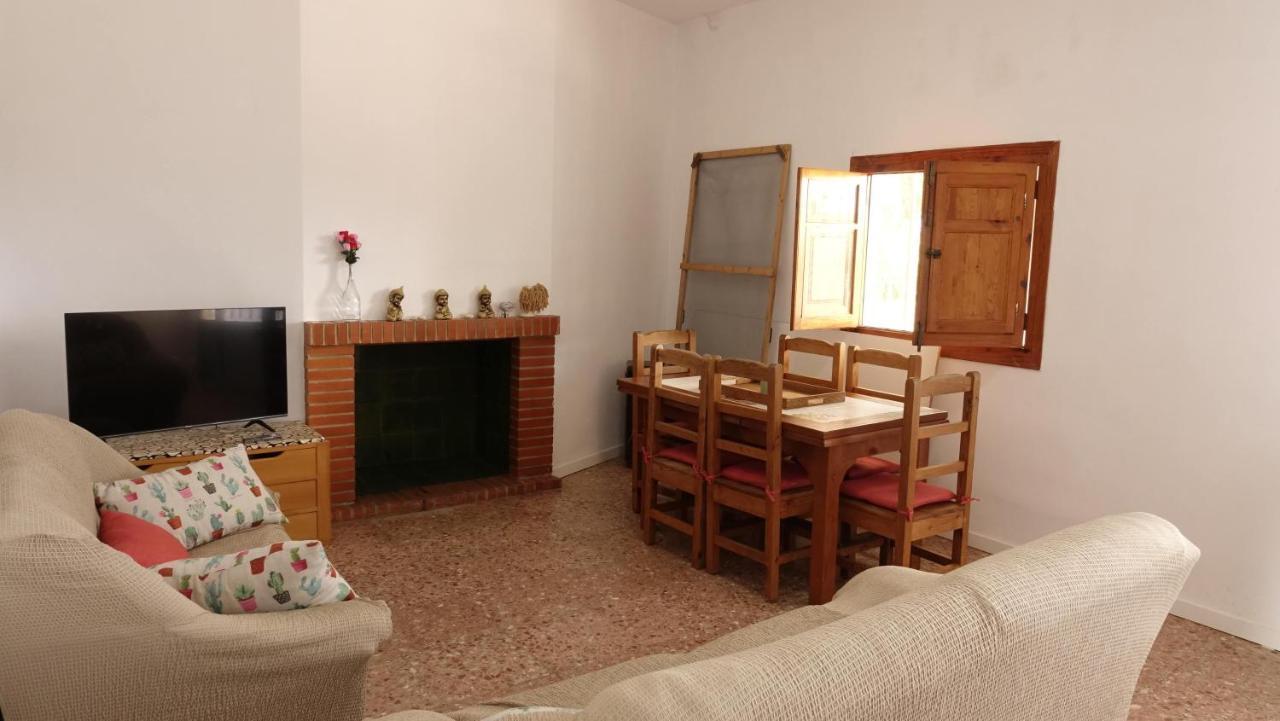 Casa Campo Con Piscina Y Barbacoa Para 6 Personas En Plena Naturaleza بيكاسينت المظهر الخارجي الصورة